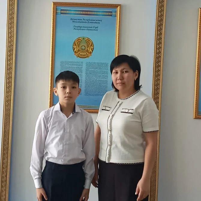 Порно комикс ағасы мен қарындасы